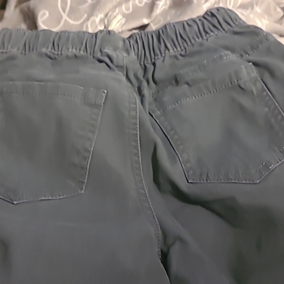 Pants - Picture 2 of 3